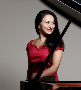 Dinara Klinton